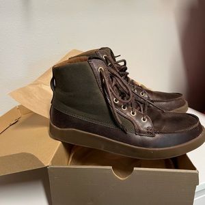 New Olukai leather boots ~ size 11 and NEW with its box